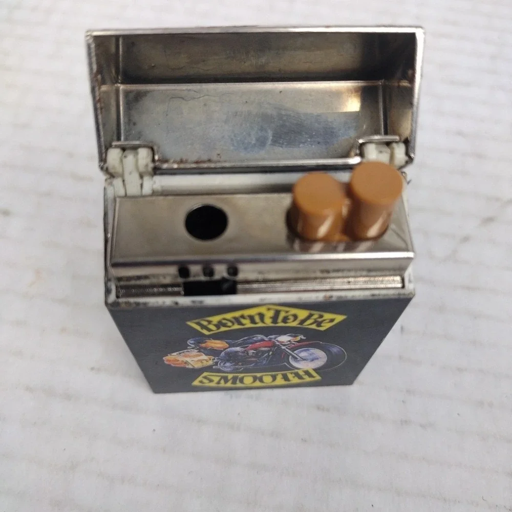 VTG CAMEL Y2K Motorcycle Joe 90's Born to be Smooth Black Flip-Top Lighter